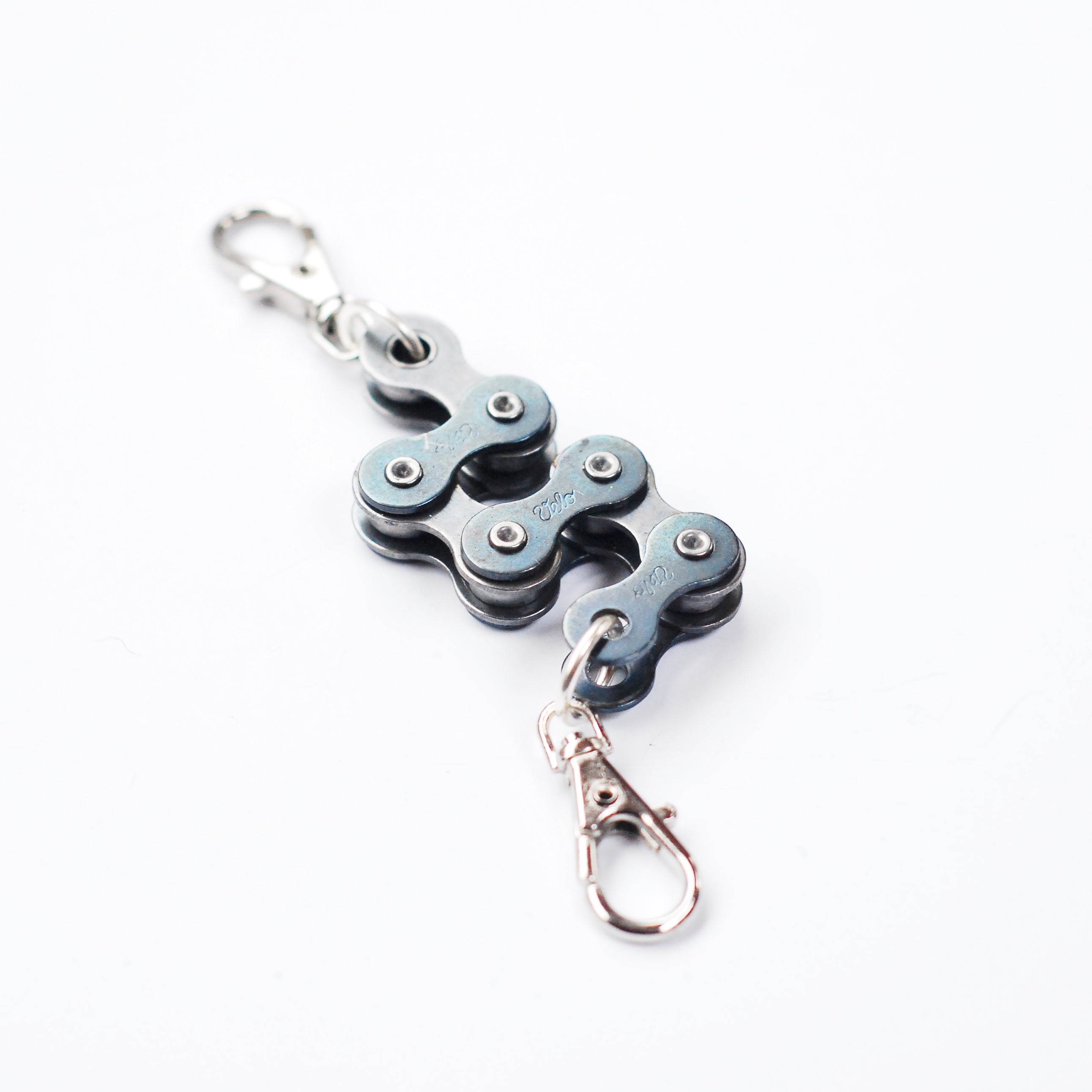 Paguro Upcycle recycled bike chain keyring made from upcycled metal bicycle chain with clasp hooks